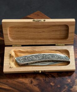Alternative view of TFG | K.M.A MASTER WORK OTTOMAN Ince  | Hand-finished guilloché – slipjoint N690 semi-mirror polish – engraved handle